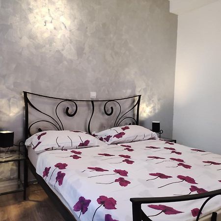 Cozy Apartment In Split In Nice Quiet Neighborhood Exteriör bild