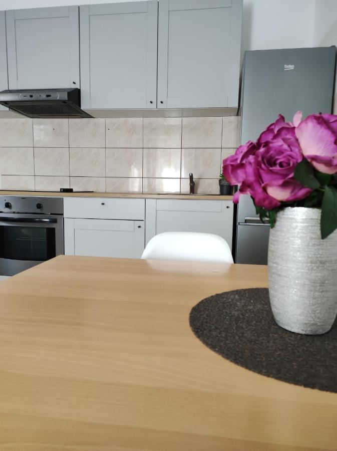 Cozy Apartment In Split In Nice Quiet Neighborhood Exteriör bild